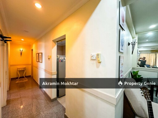 FREEHOLD & 1 COVERED PARKING | EVERGREEN PARK ACORN & HAZEL Condominium Sg Long