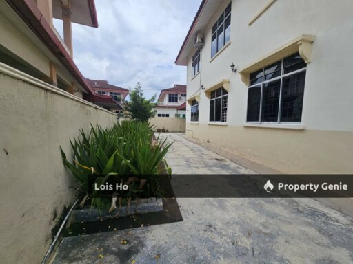 For Sales Taman Seri Selendang Double Storey EndLot With Land550k