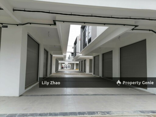 Ground Floor Shop Office for Rent, Prime Location Parklane City Benoni, Papar New Township