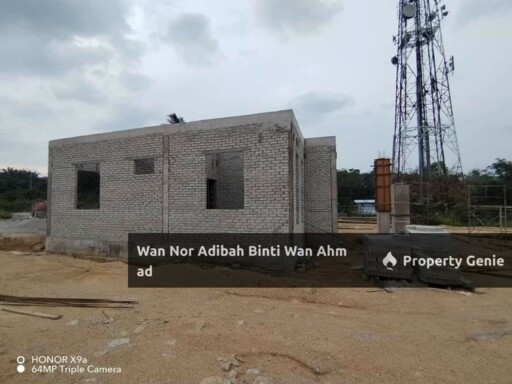 BANGLO SPLIT LEVEL MACHANG