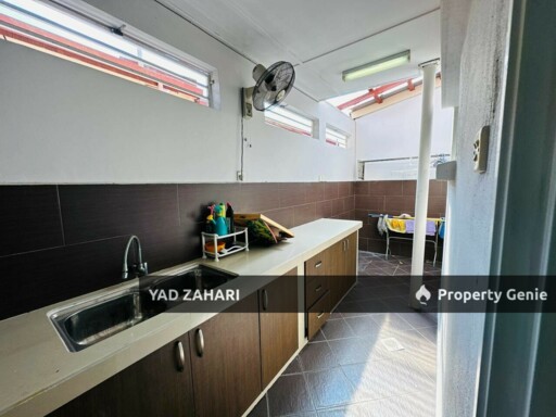 Sunway Kayangan, Shah Alam | 2-Storey Terrace 4 Bedrooms | RM730K - Extended Kitchen, Gated Guarded and Move In Condition
