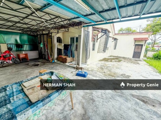 Corner Lot RENOVATED Facing Open Single Storey, Jalan Telipot Bukit Sentosa Bukit Beruntung