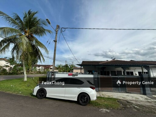 Taman Puteri Kluang Single Storey Corner Lot,Jalan Sutera,Kluang