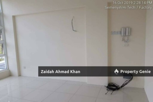 KAWASAN PERINDUSTRIAN HITECH JALAN HITECH 7 SEMENYIH 1.5 STOREY SEMI D FACTORY FOR SALE FREEHOLD INDIVIDUAL TITLE