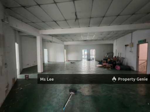 Corner 2nd Floor Shop Office-Taman Semenyih Sentral @ Semenyih-Ready Now
