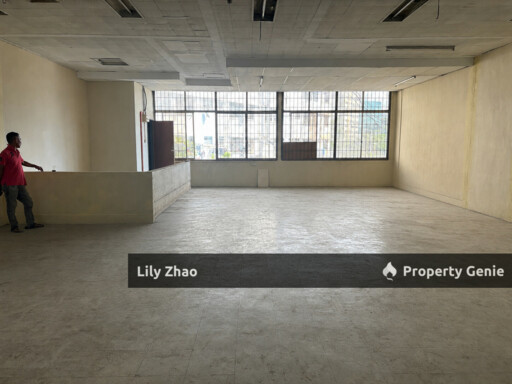 Warehouse / Showroom / Office, 6,400 sq ft Light Industrial 2-Storey Shop Lot📍Sadong Jaya, KK City Centre