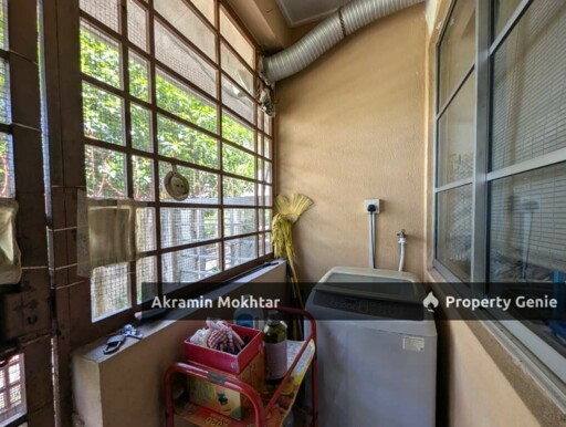 Freehold, 22x75 Facing Open & Renovated | Teres 2 Tingkat Putra Bistari @ Putra Heights