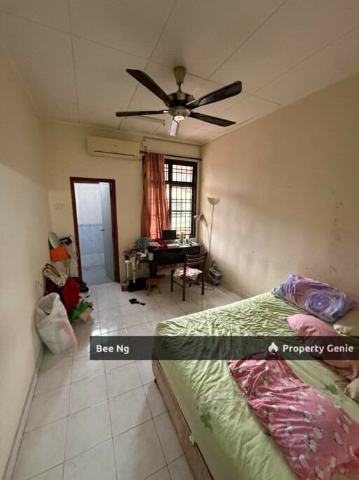 Taman Mutiara Rini / Jalan Utama / 2 Storey Terrace 20x90 / Full Loan / AAA Listing
