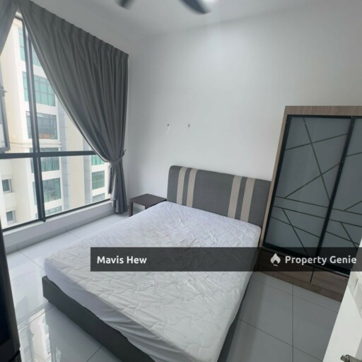 For Rent, Sky Trees Apartment @Bukit Indah, 1 Carpark, Dual Key Unit