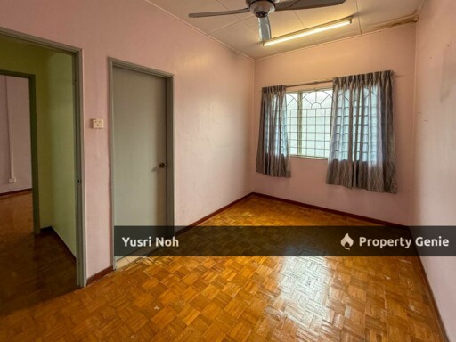 Corner Lot Double Storey Taman Saujana Puchong SP10