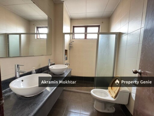 Freehold | Double Storey Superlink at Lagenda 2, Bukit Jelutong, Shah Alam
