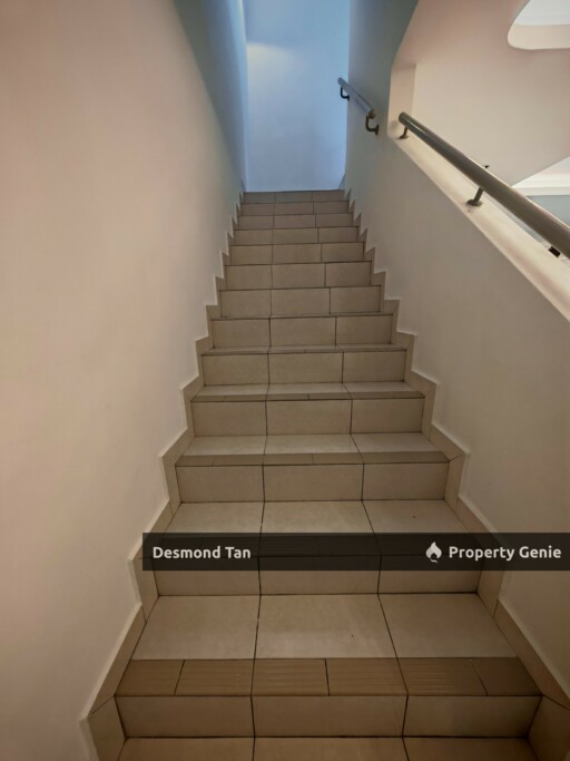 2 Storey Hermoso Forest Height, Broadhill, Arden Hill, Seremban (90% Fully Furnished with Kitchen Table Top)