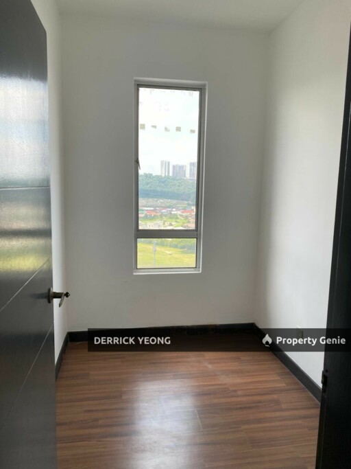 Zen residence condominium for rent partially furnished unit batu 14 puchong