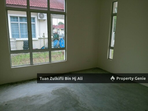 Banglo 1 Tingkat, Bandar Tasik Senangin, Negeri Sembilan.