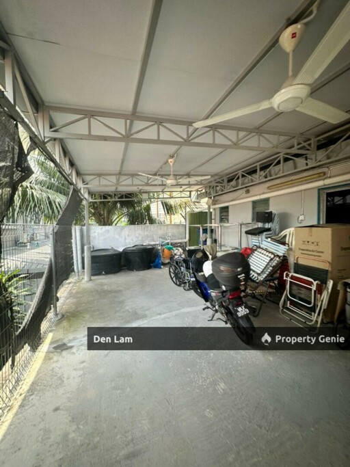 Kampung Tasik Permai 1sty Bungalow Corner for sale !!