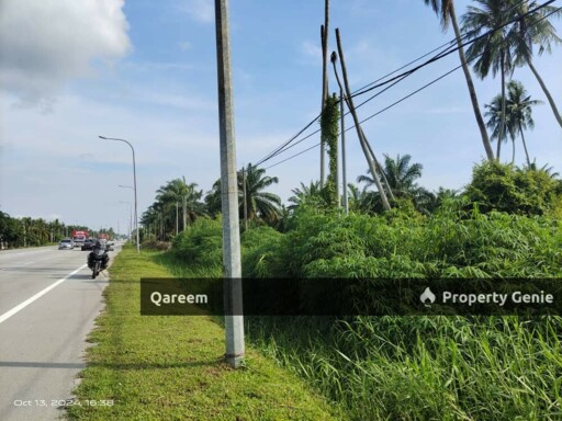 FREEHOLD 4.9 Ekar Main Road Frontage Jalan Kuala Selangor. Kuala Selangor.
