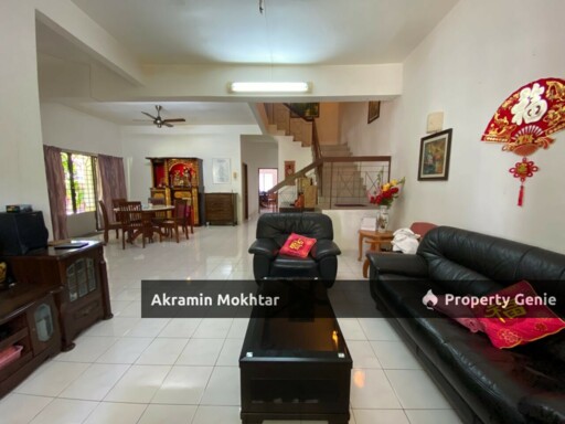 [CORNER] TMN UKAY PERDANA, 2 STOREY TERRACE
