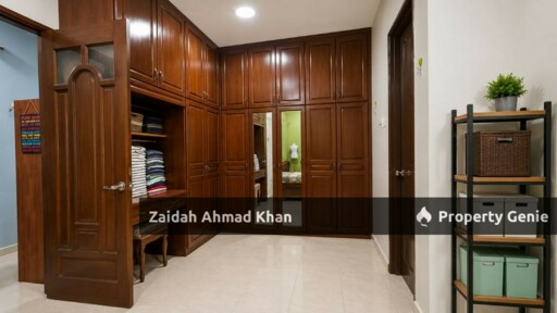 FULLY FURNISHED RENOVATED DOUBLE STOREY SEMI D  House @ Bandar Nusarhu, Seksyen U10, Shah Alam FOR SALE