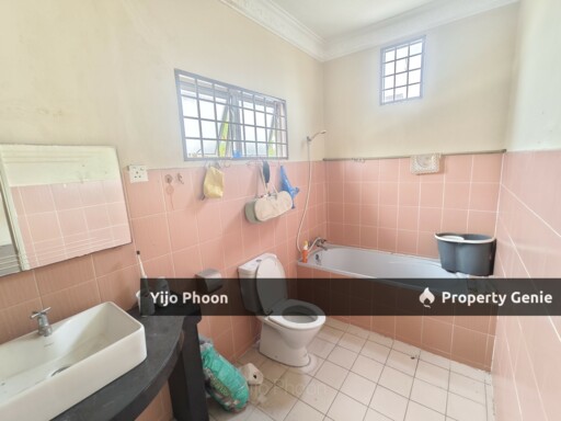 Renovated Double Storey Bungalow Desa 8 Bandar Country Homes Move In Ready Quiet Neighbourhood