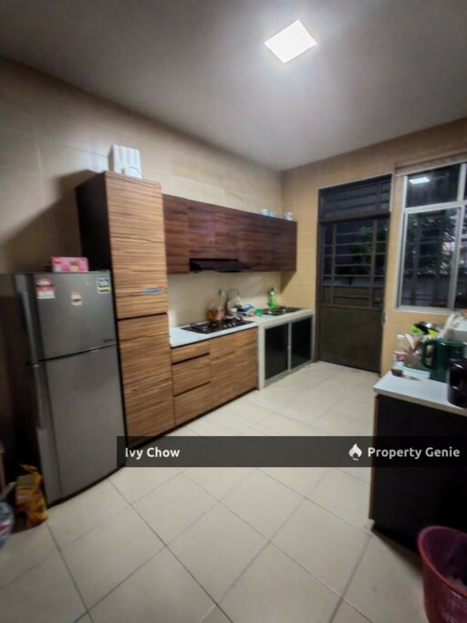 Nusa Bestari Master Room for Rent