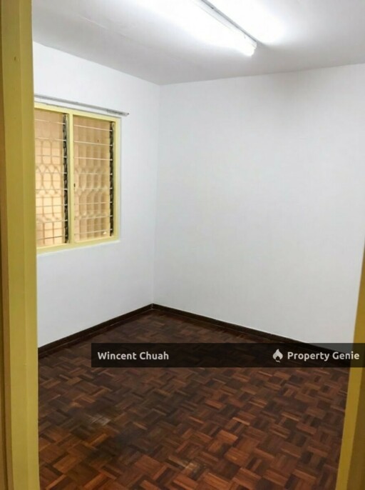 (Corner Lot) Flat Wangsa Maju Seksyen 2