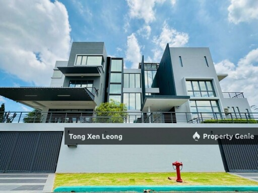 3.5 Storey Luxury Bungalow For Sale @ Ozana Villa