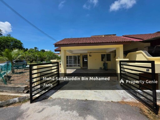 [CORNER LOT] Teres Setingkat Bandar Satelit, Muadzam Shah Pahang