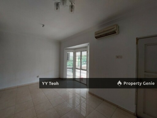 CORNER Taman Merbok Double Storey Terrace