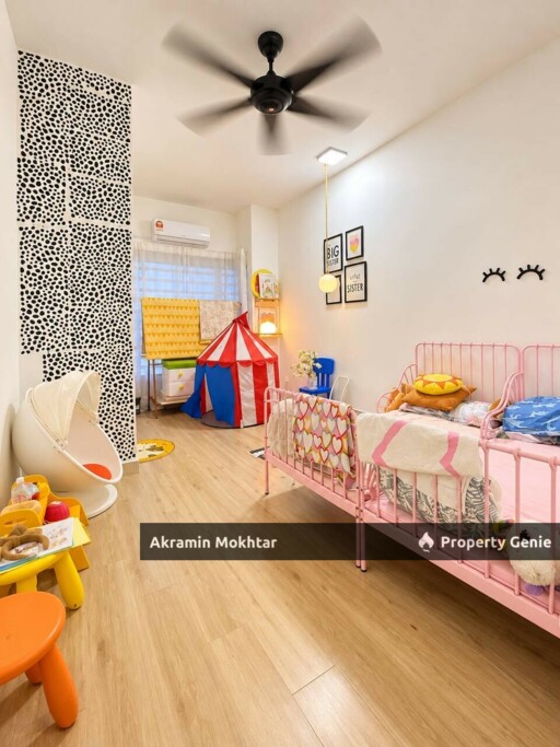 Freehold, Renovated & Fully Furnished | Double Storey Terrace Taman Mutiara Rinching Semenyih