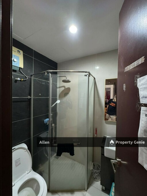Kings Bay @ Country Garden Danga Bay Comfortable and Spacious Home with a Beautiful Sea View in Johor Bahru