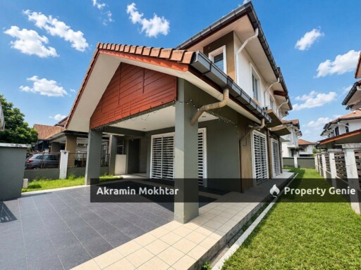 Freehold & Terpaling Murah | Double Storey Semi D Anjung Suasana Bandar Seri Putra Bangi