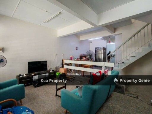 Laksamana Cheng Ho, near Stampin Double Storey Terrace Intermediate House For Sale
