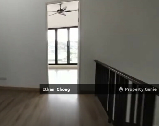 Elmina Garinia Super Intermediate House For Sale