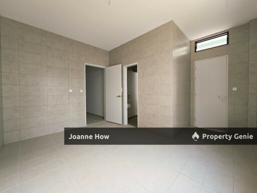 Freehold New Double Storey Terrace Taman Molek Residence Ayer Molek