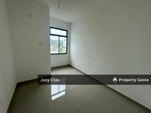 Adda Heights 2 Storey Corner Unit