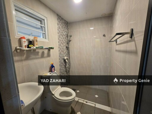 Seksyen 23, Shah Alam | 2-Storey Terrace 4 Bedrooms | RM560K - Extended, Peaceful Area & Well Maintained