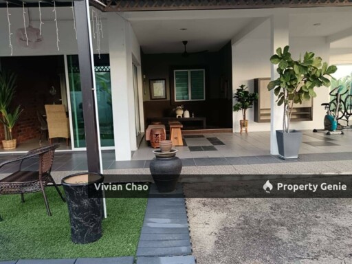 Pusing Single Storey Corner Bungalow for SALE
