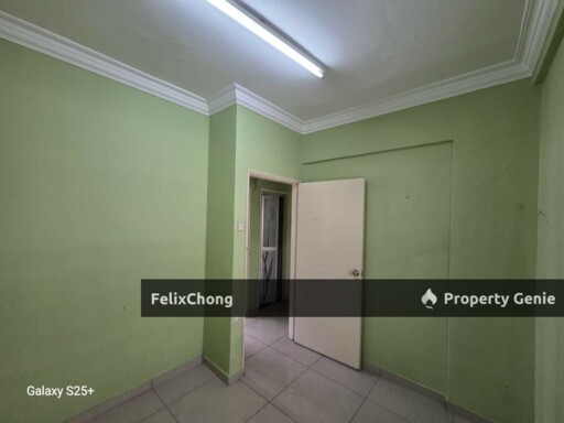 Mutiara Rini Low Cost Flat,Skudai,Level 2,Renovated,Johor Bahru