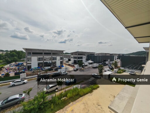 CORNER 2.5 STOREY DETACHED FACTORY TO LEASE Saujana Teknologi Rawang STR