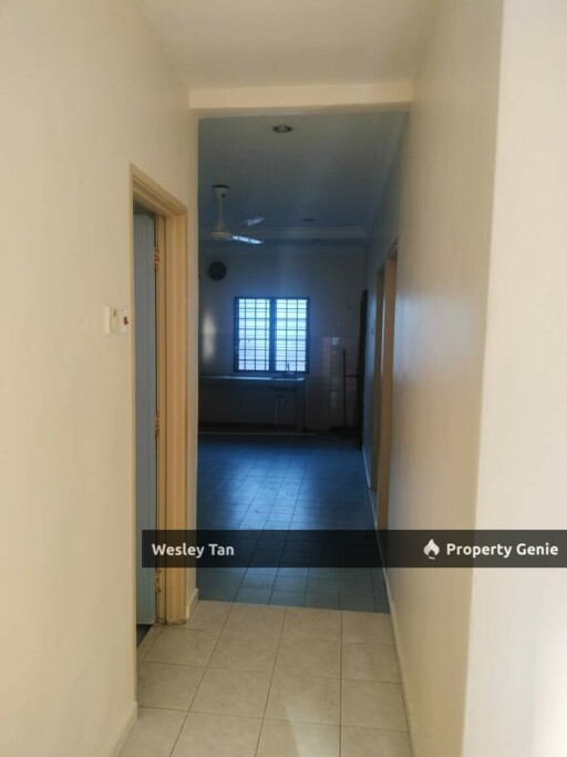 Pulau Gadong Single Storey 3 Rooms Partly Furnished 20x65 10mins to Melaka Town