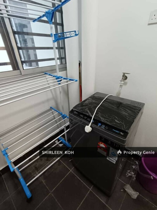 Room for Rent at Aliff Avenue @ Damansara Aliff Tampoi