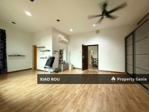 Krubong utama double storey semi d for sale