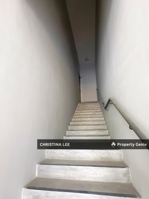 Double Storey Shoplot For Rent