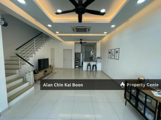 Agalia Gamuda Gardens Rawang Renovated 2 Storey Landed House For Sale