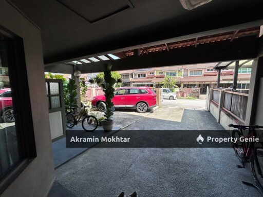 END LOT Double Storey Terrace Jalan Sepah Puteri, Kota Damansara