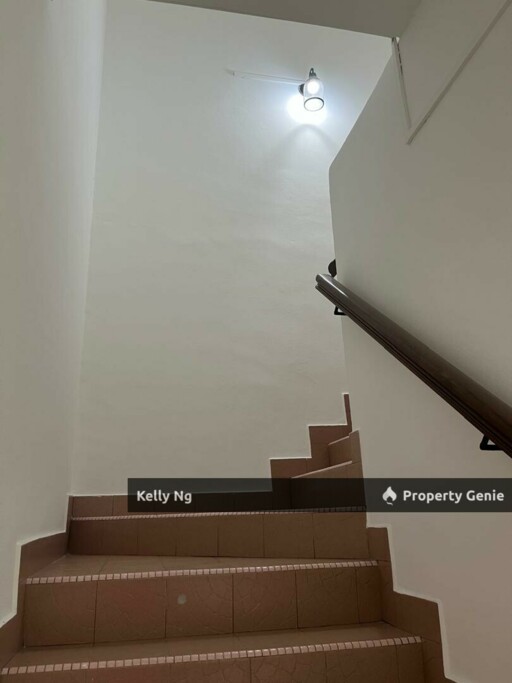 Double Sty House At Taman Klang Utama For Rent