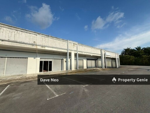Taman Laman Indah • 1-Storey Shoplot • Nearby Pulai Indah