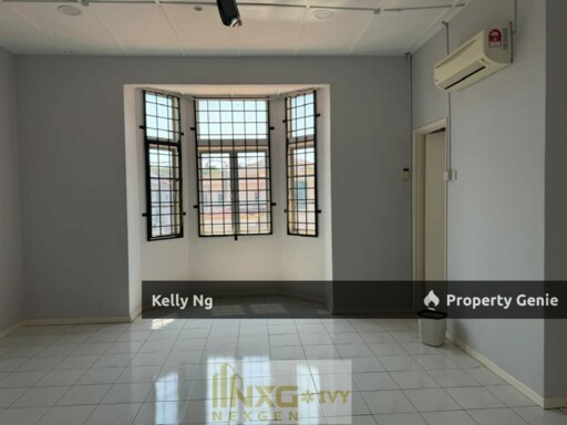 Double Sty House At Bukit Tinggi 1 Klang For Rent