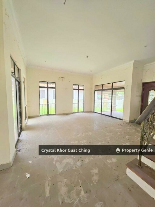 3 Storey Bungalow at D'Residence, Near Queensbay