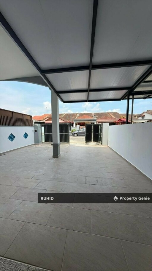 Taman Bukit Indah Single Storey Terrace House | 3 Bedrooms | Freehold | Non Bumi